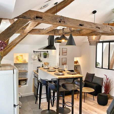 Le Repere Des Sommeliers - Sejour A Auxerre Appartement Buitenkant foto